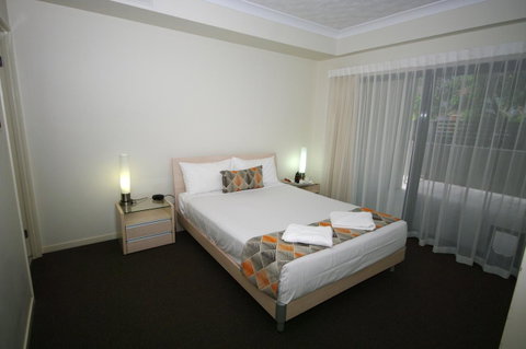 La Vida On Anzac - Accommodation Search 12