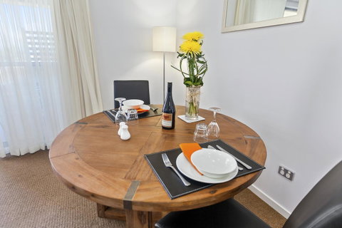 La Vida On Anzac - Accommodation Search 21