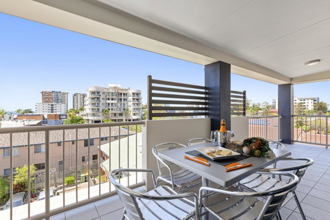 La Vida On Anzac - Accommodation Search 33