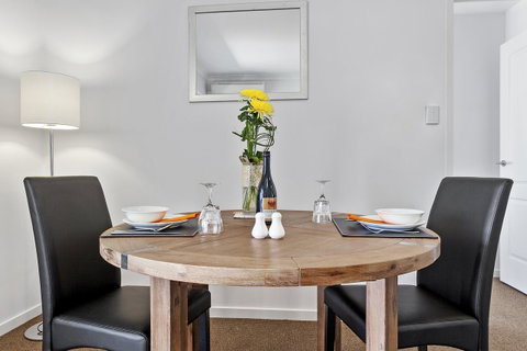 La Vida On Anzac - Accommodation Search 24
