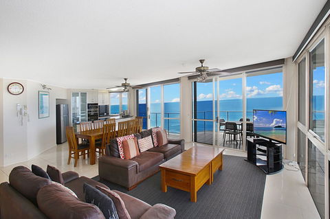 Catalina Resort - Accommodation Search 30