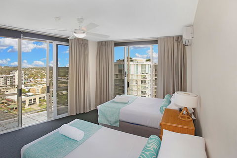 Catalina Resort - Accommodation Search 33