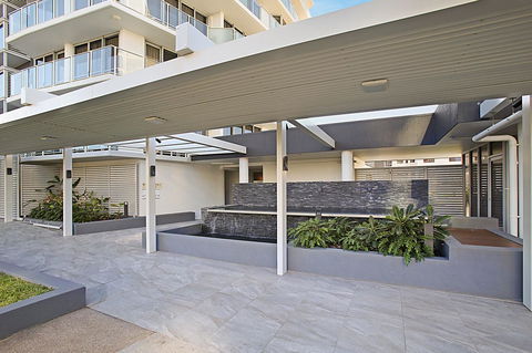 Catalina Resort - Accommodation Search 24