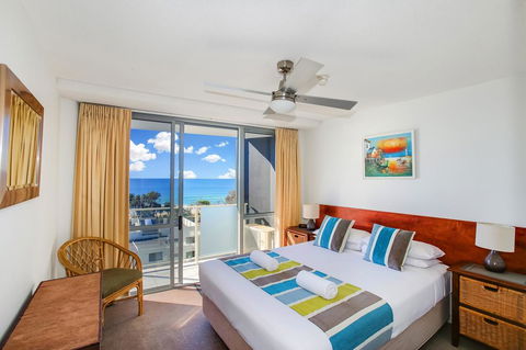 Catalina Resort - Accommodation Search 37