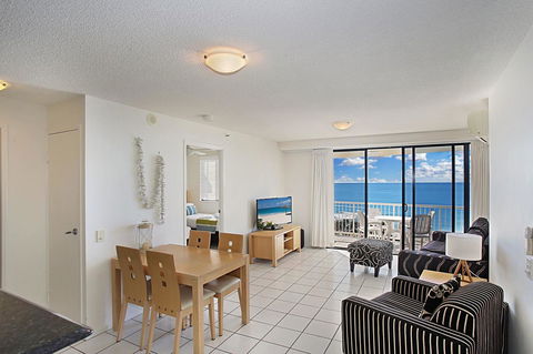 Catalina Resort - Accommodation Search 15