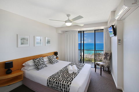 Catalina Resort - Accommodation Search 11