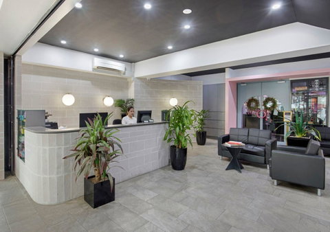 The Metropolitan Spring Hill - Accommodation Search 3