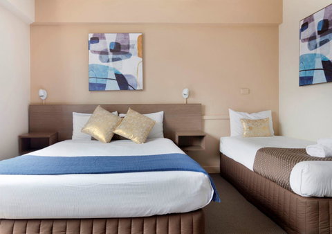 The Metropolitan Spring Hill - Accommodation Search 17