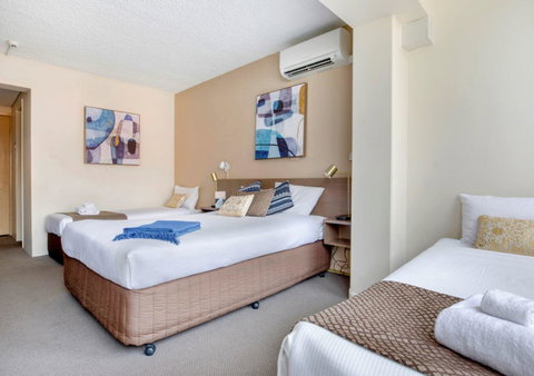 The Metropolitan Spring Hill - Accommodation Search 15