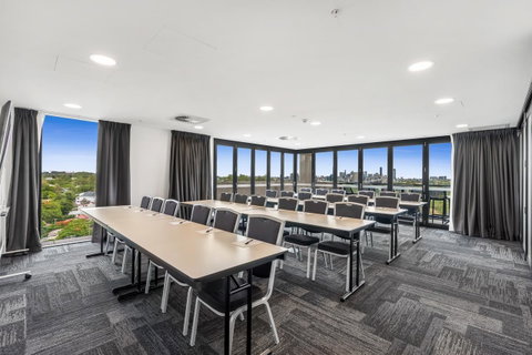 Essence Suites Taringa - Accommodation Search 7