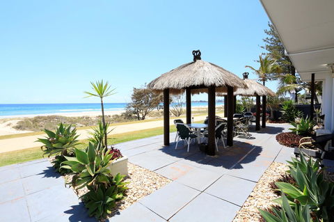 Bilinga Beach Motel - Accommodation Search 15
