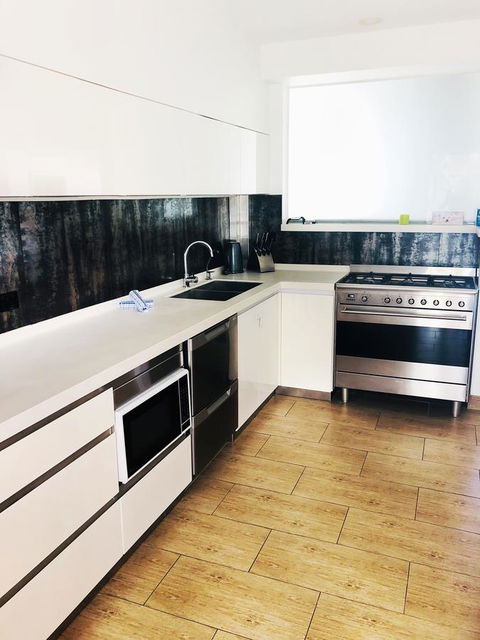 Bilinga Beach Motel - Accommodation Search 7