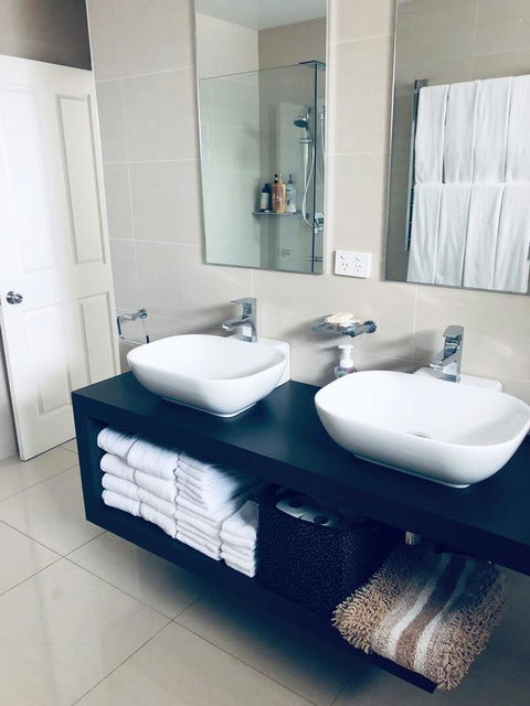Bilinga Beach Motel - Accommodation Search 8