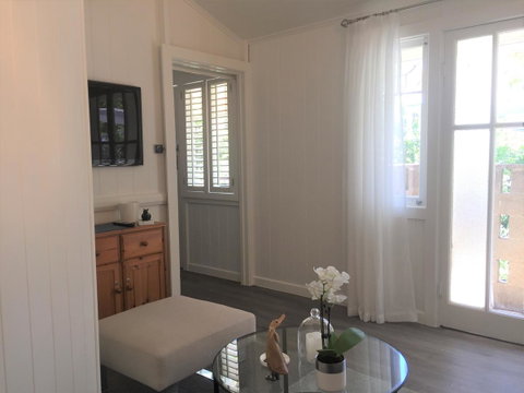 Halcyon On Bardon - Accommodation Search 10