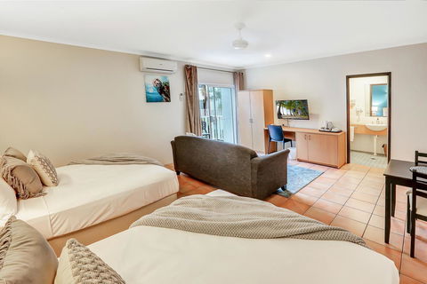 Coral Tree Inn - Accommodation Search 15