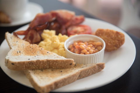 Coral Tree Inn - Accommodation Search 38