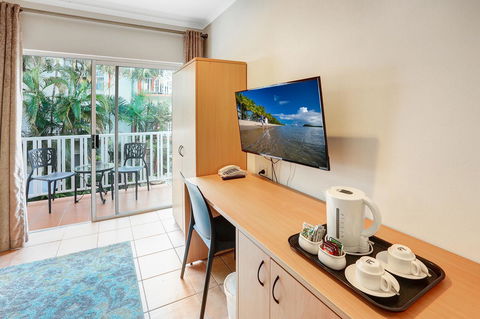 Coral Tree Inn - Accommodation Search 12