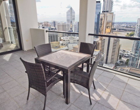 Oaks Brisbane River City Suites - Accommodation Search 7