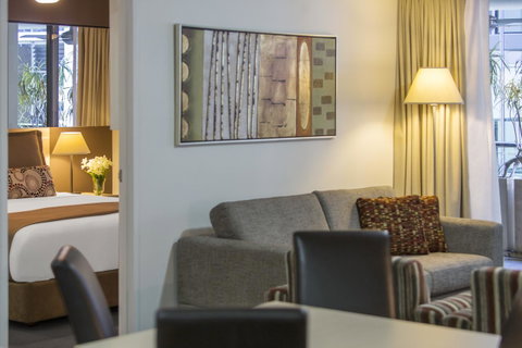 Oaks Brisbane River City Suites - Accommodation Search 11