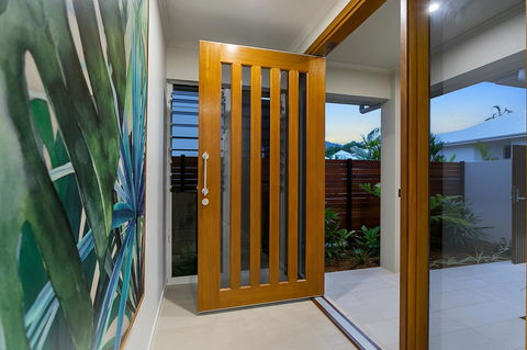 Oceans Edge Holiday Home - Accommodation Search 19