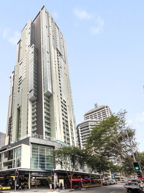 Apartments @ 108 Albert - Accommodation Search 12