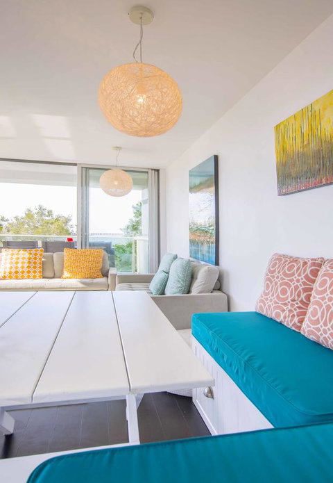 84 The Spit Holiday Apartments - Accommodation Search 16
