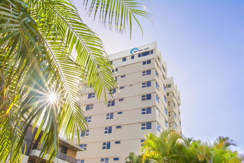 84 The Spit Holiday Apartments - Accommodation Search 4