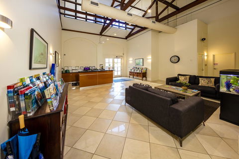Jack And Newell Holiday Apartments - Accommodation Search 18