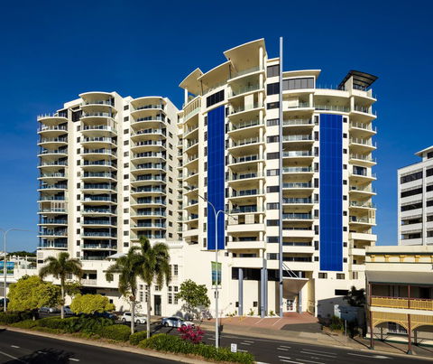 Jack And Newell Holiday Apartments - Accommodation Search 13