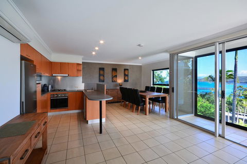 Oasis Apartments On Hamilton Island By HIHA - Accommodation Search 12