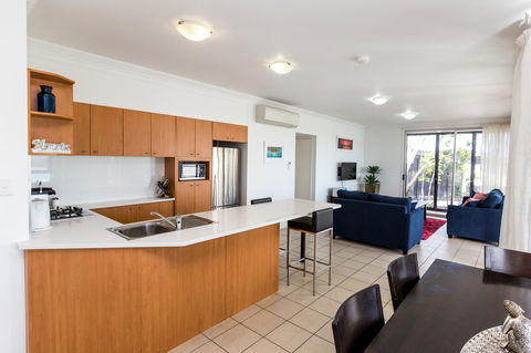 Oasis Apartments On Hamilton Island By HIHA - Accommodation Search 3