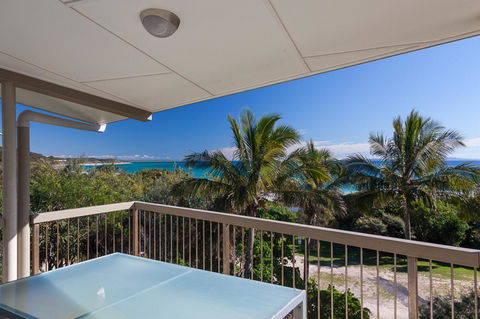 Cylinder Beach Mooloomba Unit 3 - Accommodation Search 0