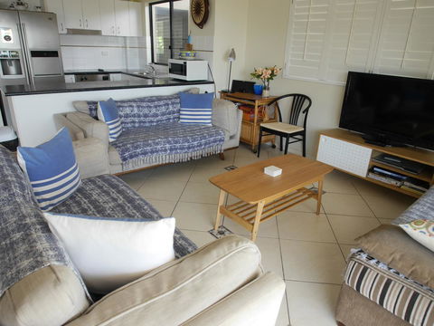 Cylinder Beach Mooloomba Unit 3 - Accommodation Search 4