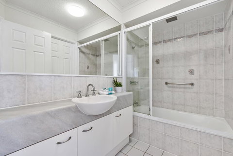 Dockside Apartments Mooloolaba - Accommodation Search 9