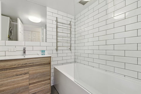Dockside Apartments Mooloolaba - Accommodation Search 3