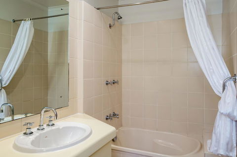 Cairns Colonial Club Resort - Accommodation Search 31