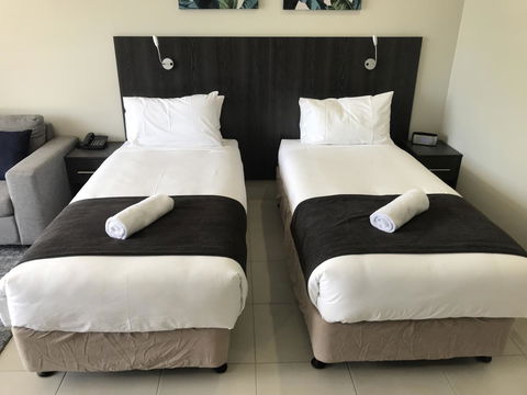 Sunshine Tower Hotel - Accommodation Search 6