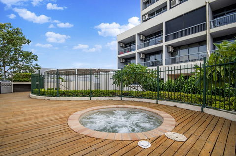 Sunshine Tower Hotel - Accommodation Search 13