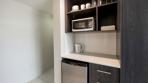 Sunshine Tower Hotel - Accommodation Search 8