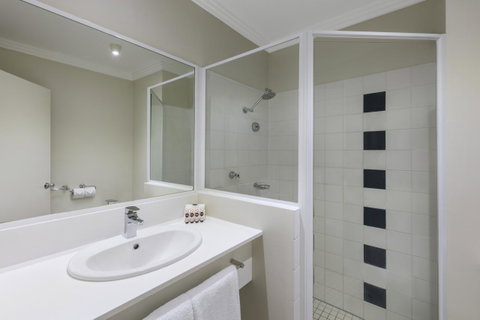 Mercure Brisbane Garden City - Accommodation Search 11