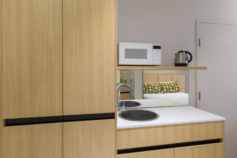 Mercure Brisbane Garden City - Accommodation Search 5