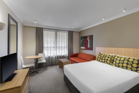 Mercure Brisbane Garden City - Accommodation Search 6