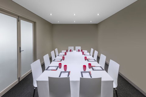 Mercure Brisbane Garden City - Accommodation Search 22