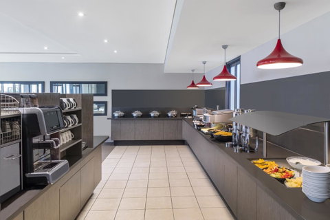 Mercure Brisbane Garden City - Accommodation Search 33