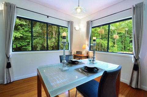 Misty Mountains Rainforest Retreat - Accommodation Search 11
