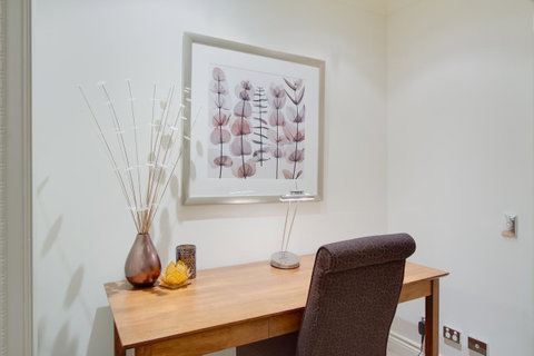 MacArthur Chambers - Accommodation Search 11