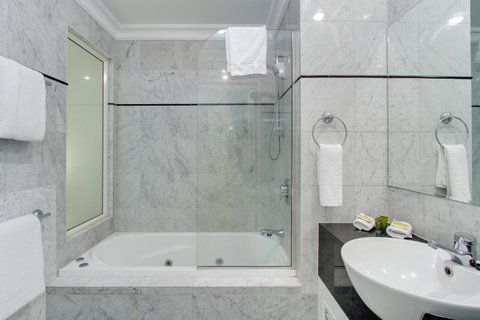 MacArthur Chambers - Accommodation Search 14