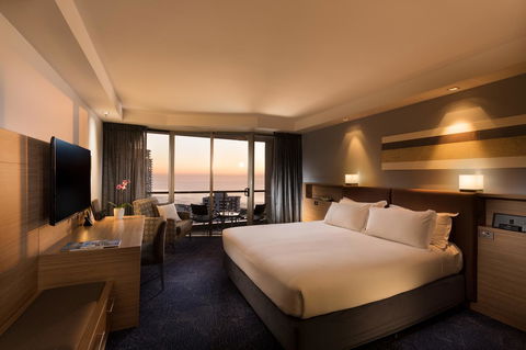 Sofitel Gold Coast Broadbeach - Accommodation Search 18