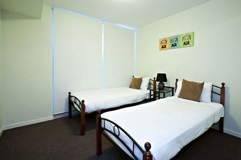 Lanai Riverside Apartments - Accommodation Search 5