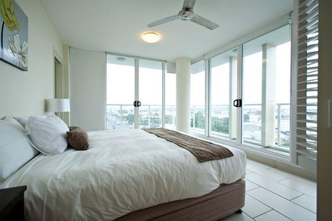 Lanai Riverside Apartments - Accommodation Search 36